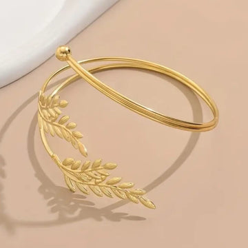 Golden Laurel Arm Cuff by Suryatra