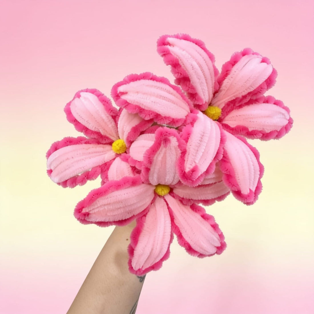 Sunflutter Pipe-Cleaner flower (Set of 3 Pink) by Suryatra