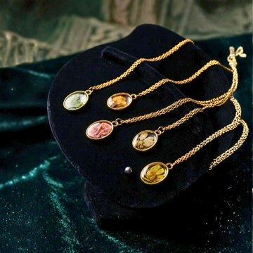 The Vintage-Vignette Ovals by Suryatra