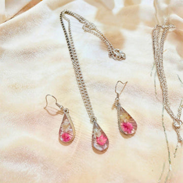 Blush Bloom Floral Jewelry Set by Suryatra