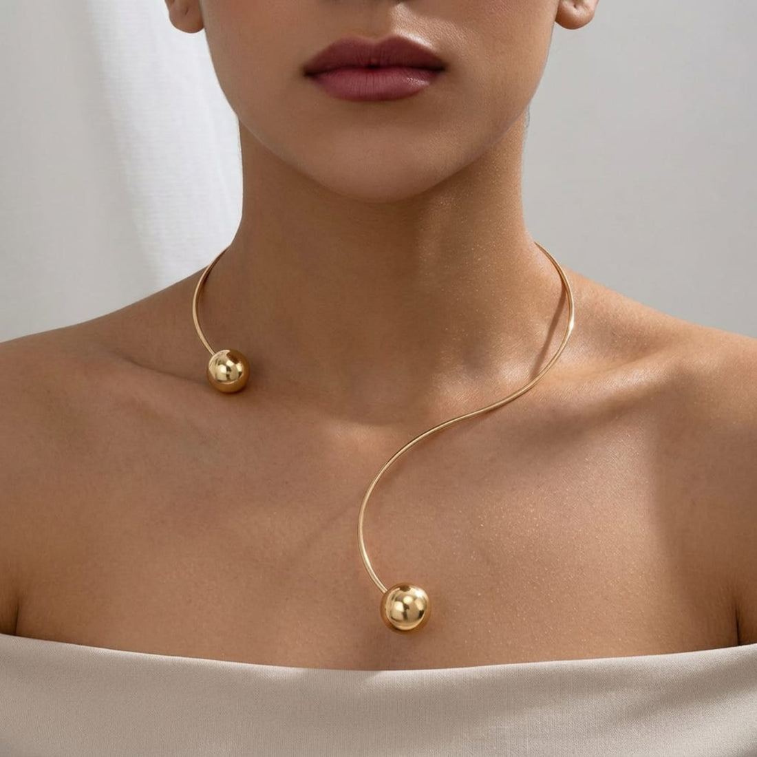 Seoul Wave Gold Choker By Suryatra